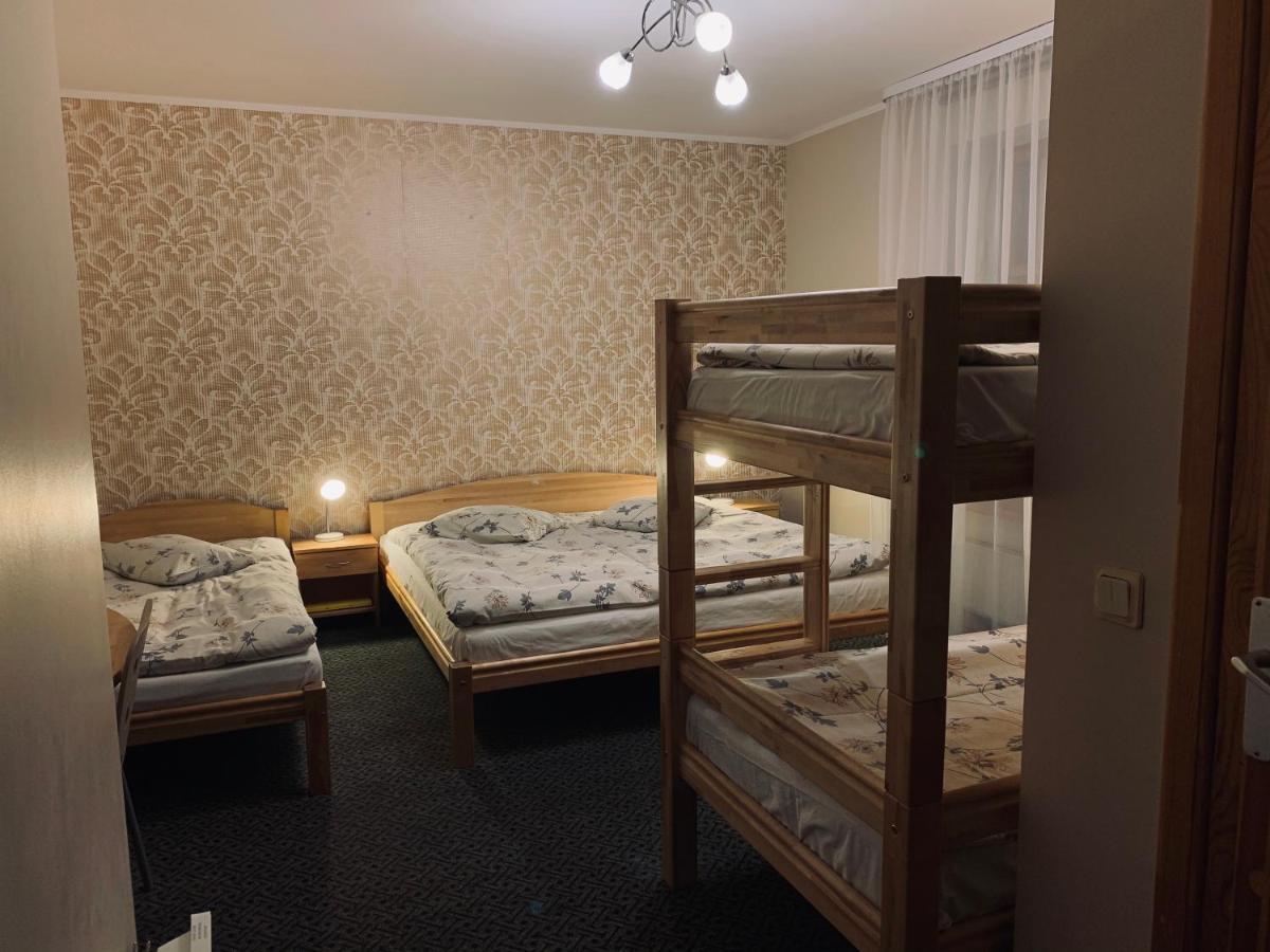 Hotel Katrina سيسيس المظهر الخارجي الصورة
